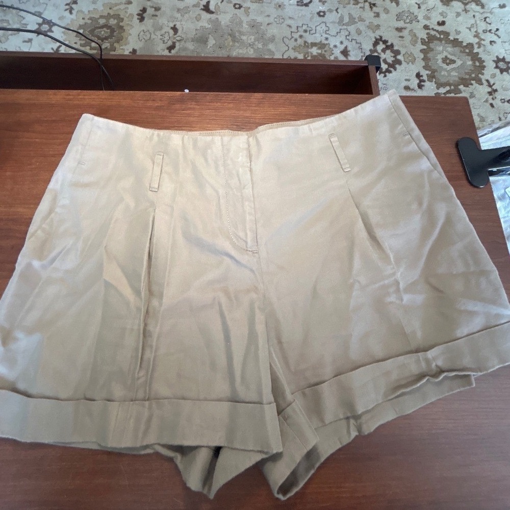 LOFT Cotton Shorts 10 Khaki Pleated Cuffed Twill Dressy Casual Neutral